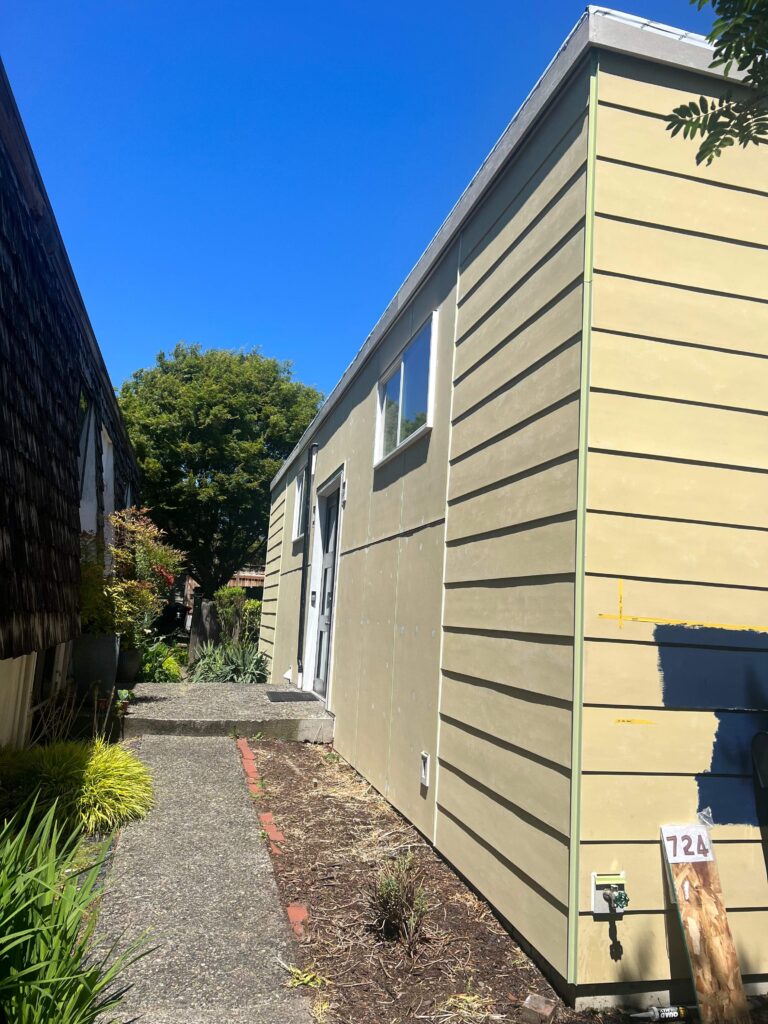 Allura smooth belly band on new construction exterior