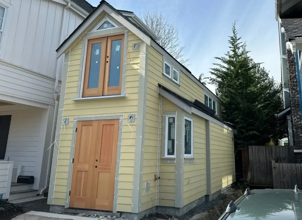 James Hardie siding installation in Capitol Hill / Madison Valley, Seattle, WA with weather barrier details