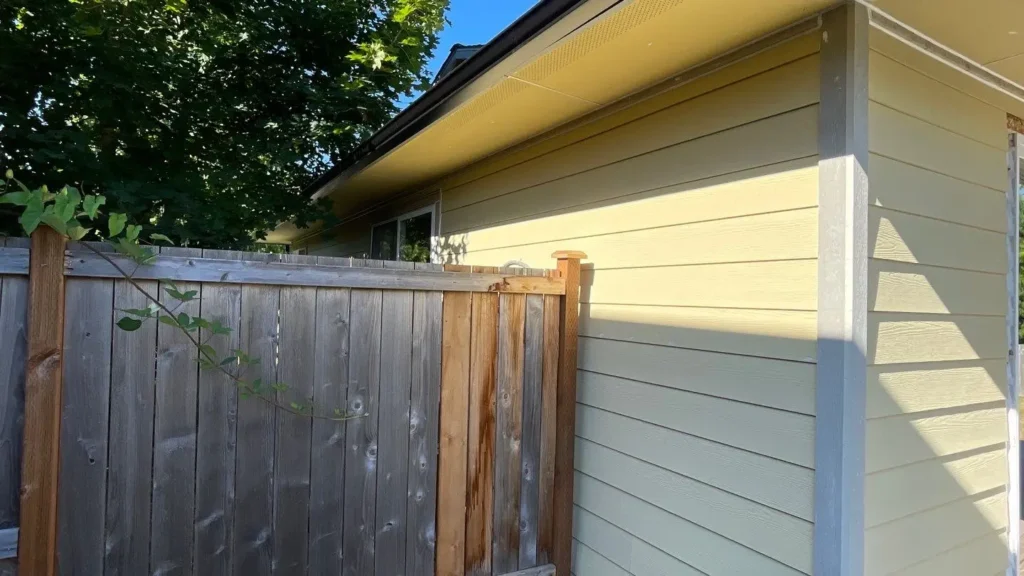 Fiber cement siding profile detail in Lake Stevens