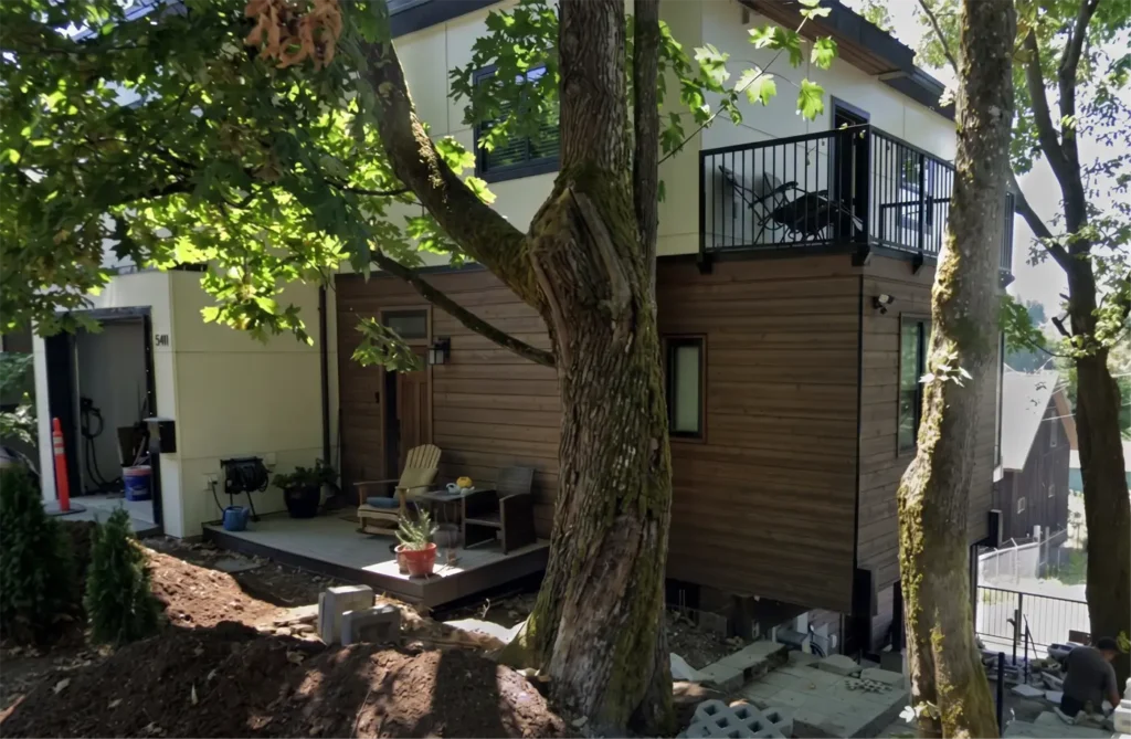 James HardiePanels on Seattle home exterior